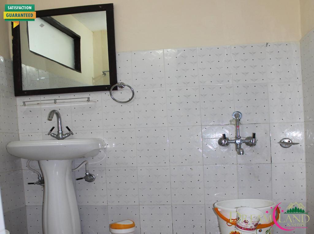 Dreamland Kashmir Cottage Пахалгам Номер фото